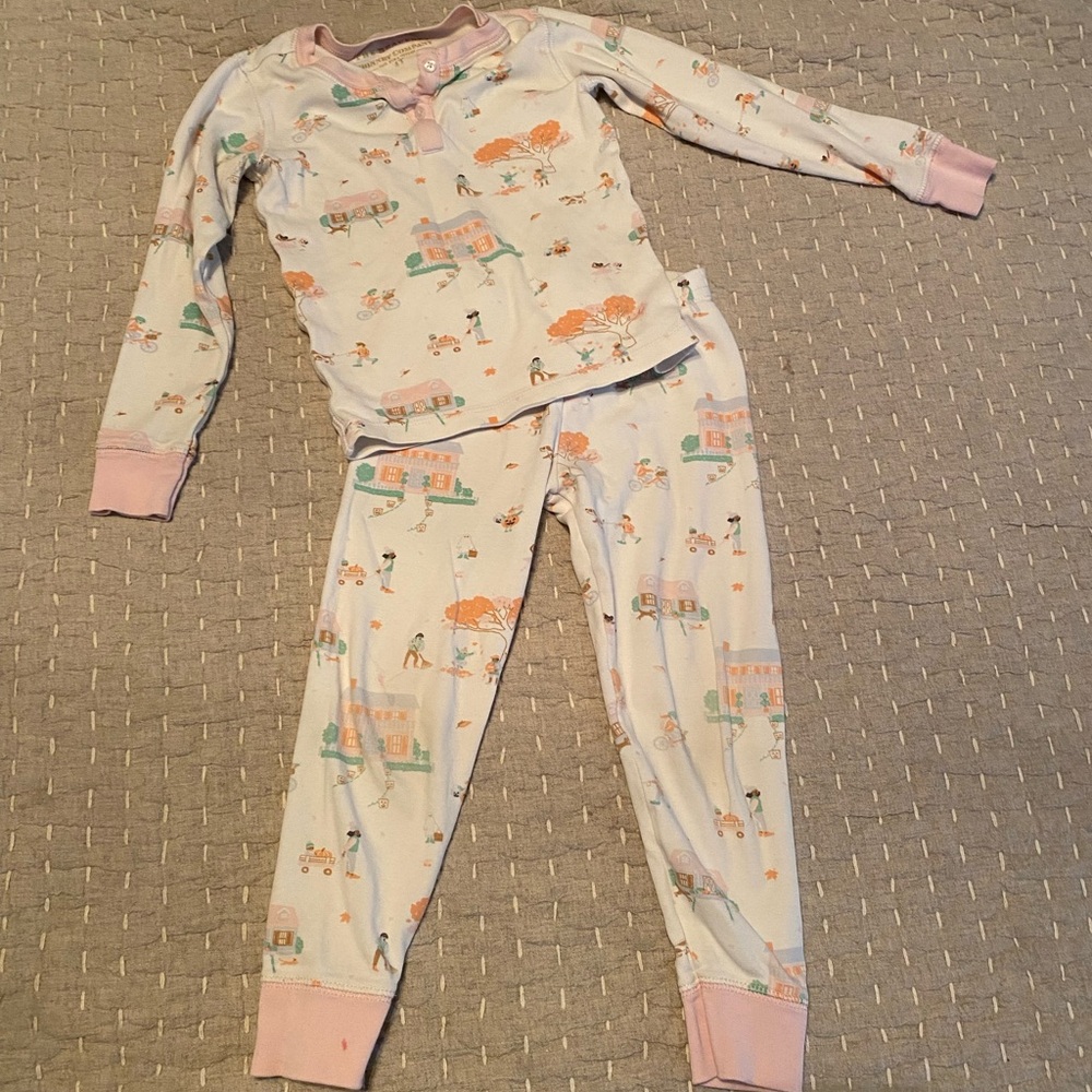 Beaufort bonnet girls pajamas size 4T